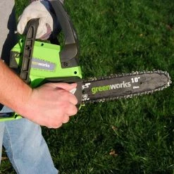 Lawn & Outdoor Power GreenWorks 20362 24-Volt 10-Inch 2.0Ah Tool-Less Cordless Chainsaw Kit