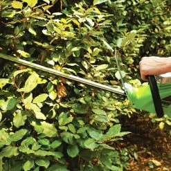 Lawn & Outdoor Power GreenWorks 2200102 22-Inch 4-Amp Dual Action Lightweight Corded Hedge Trimmer