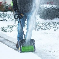 GreenWorks GLSS802100 80-Volt 12-Inch 2.0Ah Cordless Snow Shovel Kit - 2600602 Lawn & Outdoor Power