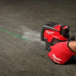 Milwaukee 3622-20 M12 12V Cordless Green Cross Line W/ Plumb Points Laser Level
