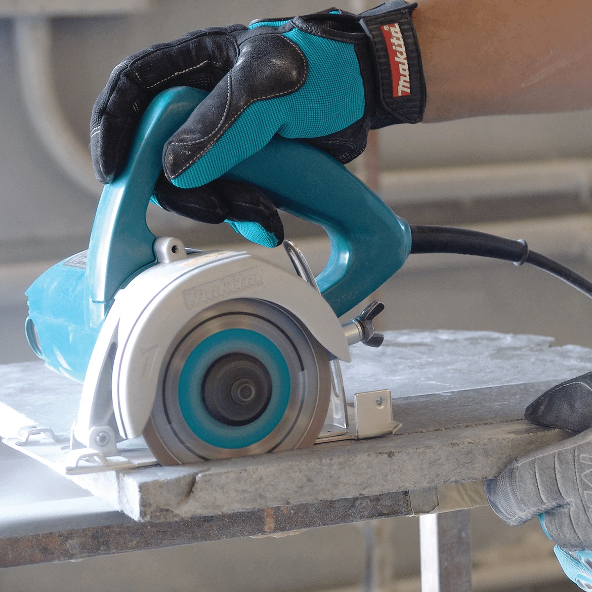 Tools & Equipment Makita 4100NH 4-3/8" Masonry Circular Saw - 4100NHX1 7 Tools & Equipment Makita 4100NH 4-3/8" Masonry Circular Saw - 4100NHX1