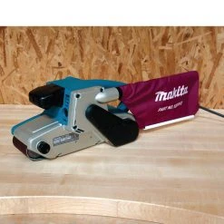 Makita 9920 3'' X 24'' Corded Belt Sander Variable Speed Tools & Equipment