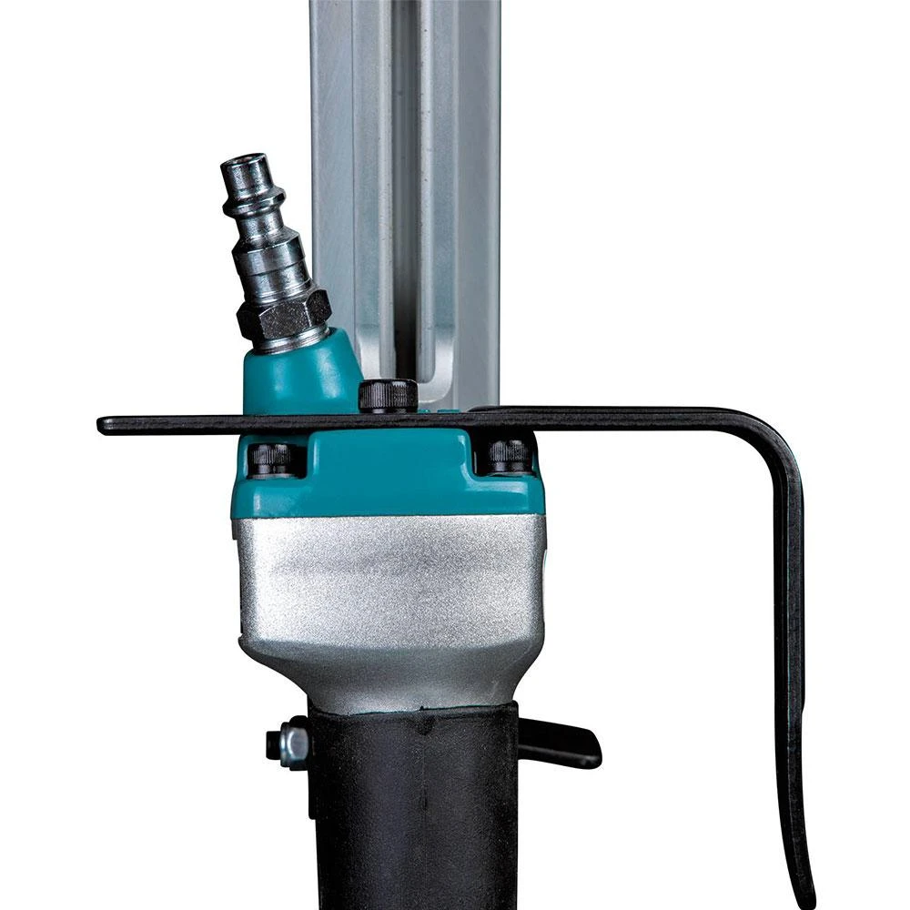 Makita AN924 3-1/2 Inch 21-Degree Full Round Head Pneumatic Framing Nailer 4 Makita AN924 3-1/2 Inch 21-Degree Full Round Head Pneumatic Framing Nailer