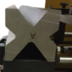 Baileigh 1000796 BP-3142NC 220V 42 Ton 31