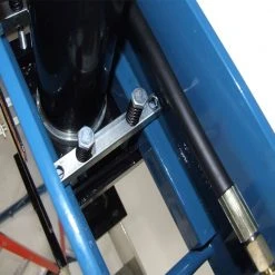 Baileigh 1004816 HSP-30A 30 Ton Pneumatic/Hand Operated H-Frame Press