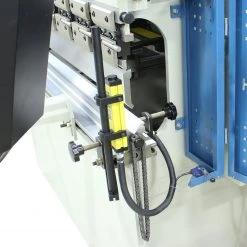 Tools & Equipment Baileigh 1020680 BP-3305CNC 33 Ton 63