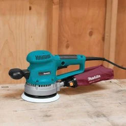 Makita BO6030 2.7 Amp 6-Inch Random Orbit Variable Speed Sander With Dust Bag Tools & Equipment