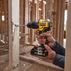 DeWALT DCD709C2 20V Brushless Cordless Atomic Hammerdrill Kit Tools & Equipment