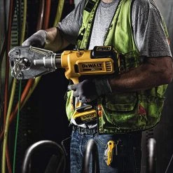 DeWALT DCE350M2 20V MAX Dieless Cable Crimping Tool Kit