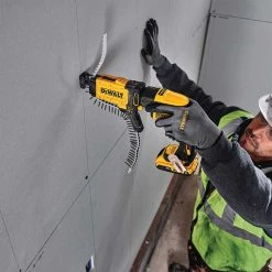 DeWALT DCF620CM2 20V MAX Drywall Screw-Gun Kit W/ Drywall Screwgun Attachment