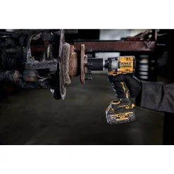 DeWALT DCF921B ATOMIC 20V MAX 1/2" Li-Ion Impact Wrench W/ Hog Ring - Bare Tool 15 DeWALT DCF921B ATOMIC 20V MAX 1/2