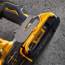 DeWALT DCH172D2 20V MAX ATOMIC 5/8