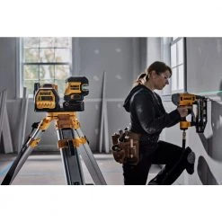 Tools & Equipment DeWALT DCLE34220GB 20V MAX Cordless 2 Spot Green Line Laser - Bare Tool