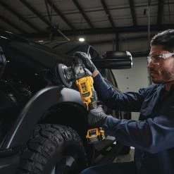 Automotive DeWALT DCM848P2 20V MAX XR 5