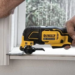 DeWALT DCS354B 20V Brushless Atomic Oscillating Multi-Tool - Bare Tool 7 DeWALT DCS354B 20V Brushless Atomic Oscillating Multi-Tool - Bare Tool
