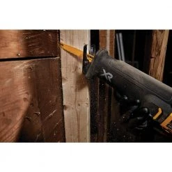 DeWALT DCS368B 20V MAX XR Brushless Reciprocating Saw W/Power Detect Tool Tech