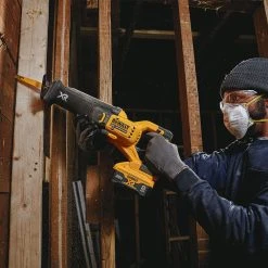 DeWALT DCS368W1 20V MAX XR Cordless Reciprocating Saw W/ Power Detect Kit