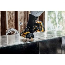DeWALT DCS438E1 20V MAX XR 3