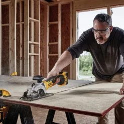 DeWALT DCS571P1 20V MAX Brushless 4-1/2 In Cordless Atomic Circular Saw Kit Tools & Equipment 12 DeWALT DCS571P1 20V MAX Brushless 4-1/2 In Cordless Atomic Circular Saw Kit Tools & Equipment