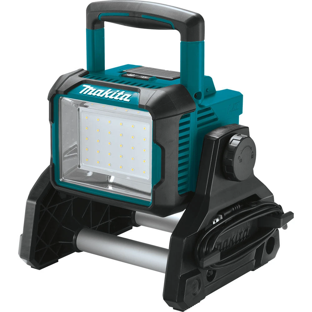 Tools & Equipment Makita DML811 18V 750-3000 Lumen LXT Cordless/Corded Work Light - Bare Tool 3 Tools & Equipment Makita DML811 18V 750-3000 Lumen LXT Cordless/Corded Work Light - Bare Tool