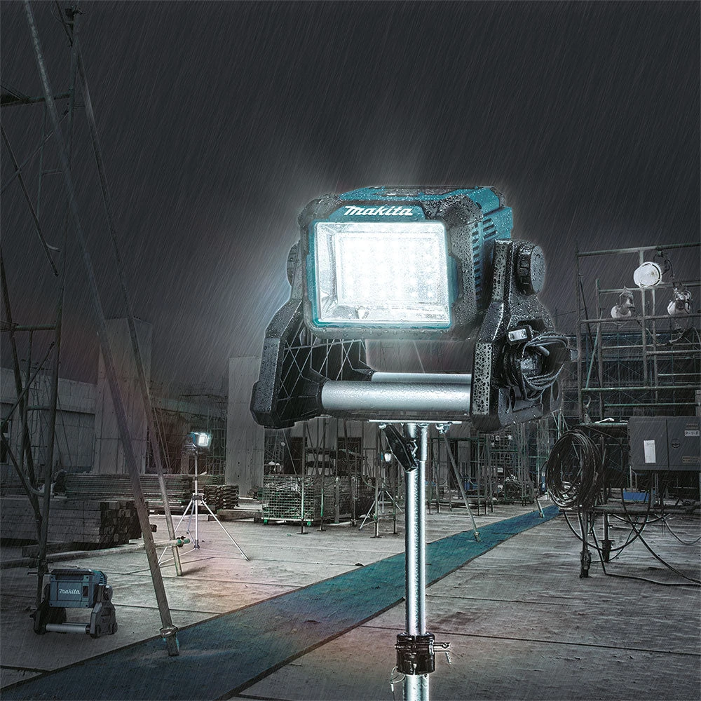 Tools & Equipment Makita DML811 18V 750-3000 Lumen LXT Cordless/Corded Work Light - Bare Tool 4 Tools & Equipment Makita DML811 18V 750-3000 Lumen LXT Cordless/Corded Work Light - Bare Tool