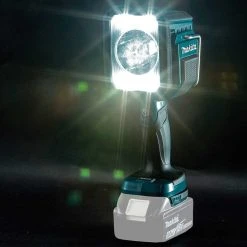 Tools & Equipment Makita DML812 18V LXT Li-Ion Cordless L.E.D. Flashlight/Spotlight -Bare Tool