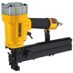 DeWALT DW451S2 16 Gauge Pneumatic Wide Crown Tool Free Lathing Stapler Tools & Equipment