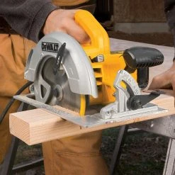 Tools & Equipment DeWALT DWE575 7-1/4-In Electric Next Gen Circular Saw Cutting Tool
