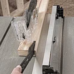 Tools & Equipment DeWALT DWE7491RS 10-Inch Jobsite Table Saw With 32-1/2-Inch Rip W/ Rolling Stand