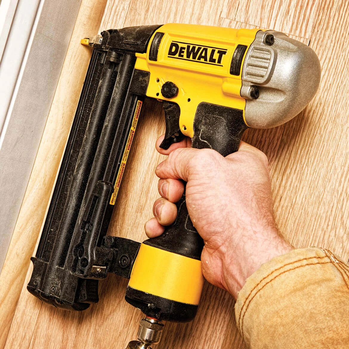 DeWALT DWFP12233 18 Guage Precision Point Brad Nailer 5 DeWALT DWFP12233 18 Guage Precision Point Brad Nailer