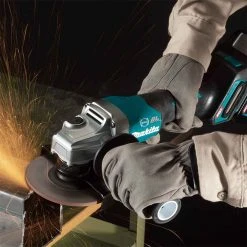 Makita GAG03M1 40V MAX XGT 4-1/2” / 5" Brushless Paddle Switch Angle Grinder Kit - Power Tools & Equipment 19 Makita GAG03M1 40V MAX XGT 4-1/2” / 5