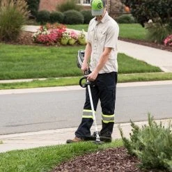 GreenWorks Commercial 82T16 82V 16