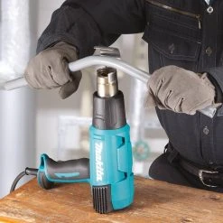 Makita HG6530VK 120 Volt LCD Digital Display Variable Temperature Heat Gun Kit Tools & Equipment