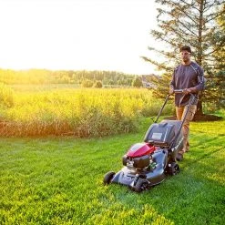 Honda HRN216VKA 21 In 170cc 3-in-1 Self Propelled Gas Lawn Mower W/ Auto Choke - Reconditioned