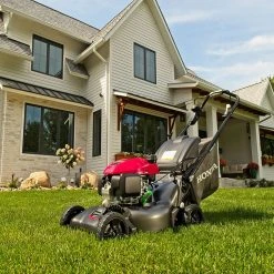 Lawn & Outdoor Power Honda HRN216VYA 21" 3-in-1 Self Propelled Twin Blade Gas Lawn Mower W/Blade-Stop