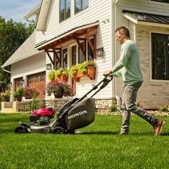 Lawn & Outdoor Power Honda HRN216VYA 21