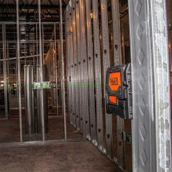 Klein 93LCLG Self Leveling Green Cross Line Laser Level W/ Red Plumb Spot