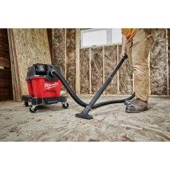 Milwaukee 0910-20LN M18 FUEL 6 Gallon Wet/Dry Vacuum W/ AIR-TIP Brush/Nozzle Kit Tools & Equipment