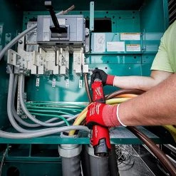 Milwaukee 2465-20 M12 FUEL 12V 3/8