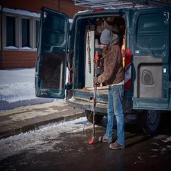 Tools & Equipment Milwaukee 2577-21 M12 12V 4' Trap Snake Lithium-Ion Cordless 2-Tool Combo Kit