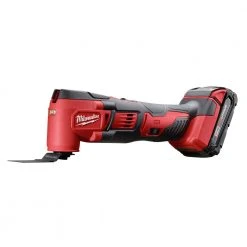 Milwaukee 2626-21CP M18 Cordless Oscillating Multi Tool Kit W/ 1.5 Ah Battery