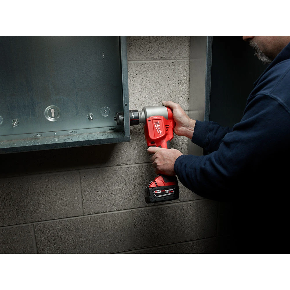 Milwaukee 2676-22 M18 18V FORCE LOGIC 10T Knockout Tool Kit with 1/2" - 2" Capacity - Electrician Specialty Tool 8 Tools & Equipment Milwaukee 2676-22 M18 18V FORCE LOGIC 10T Knockout Tool Kit W/ 1/2" -2" Capacity