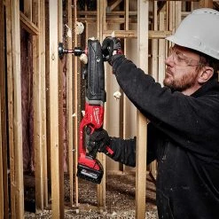 Milwaukee 2811-22 M18 FUEL 18V Super Hawg Right Angle Drill Quik-Lok Kit Tools & Equipment