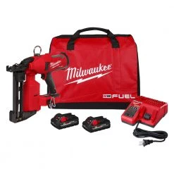 Milwaukee 2843-22 M18 18V FUEL Li-Ion Cordless Utility Fencing Stapler Kit Tools & Equipment