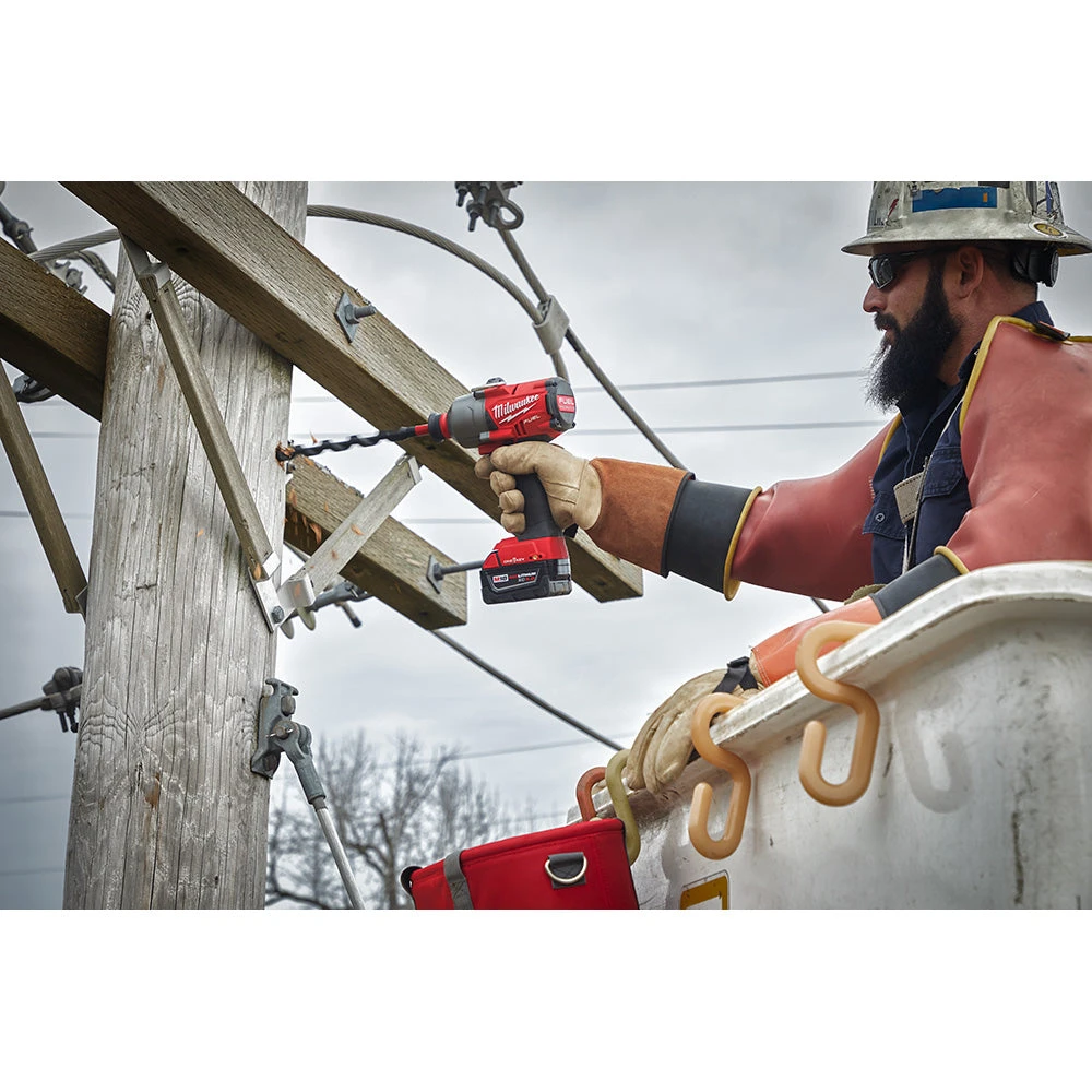 Milwaukee 2865-20 M18 FUEL 18 Volt 7/16 Inch Hex Utility Impact Wrench-Bare Tool 12 Milwaukee 2865-20 M18 FUEL 18 Volt 7/16 Inch Hex Utility Impact Wrench-Bare Tool