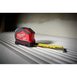 Milwaukee 48-22-6825 25' Compact Heavy Duty Auto Lock Tape