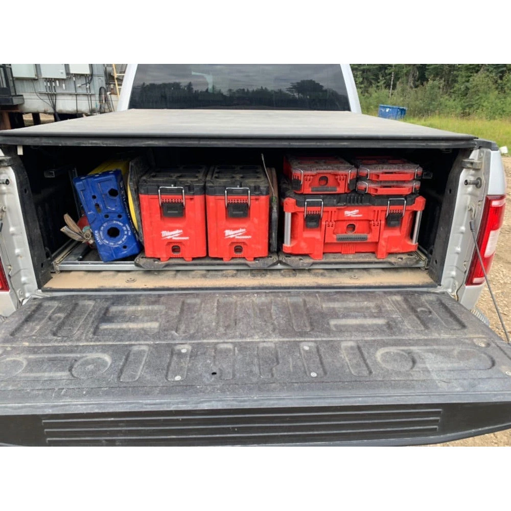 Tools & Equipment Milwaukee 48-22-8425 100-Pound Capacity Polymer Packout Large Tool Box 8 Tools & Equipment Milwaukee 48-22-8425 100-Pound Capacity Polymer Packout Large Tool Box
