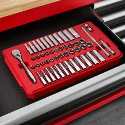 Milwaukee 48-22-9004 1/4-Inch Drive SAE And Metric Ratchet And Socket Set - 50pc Tools & Equipment