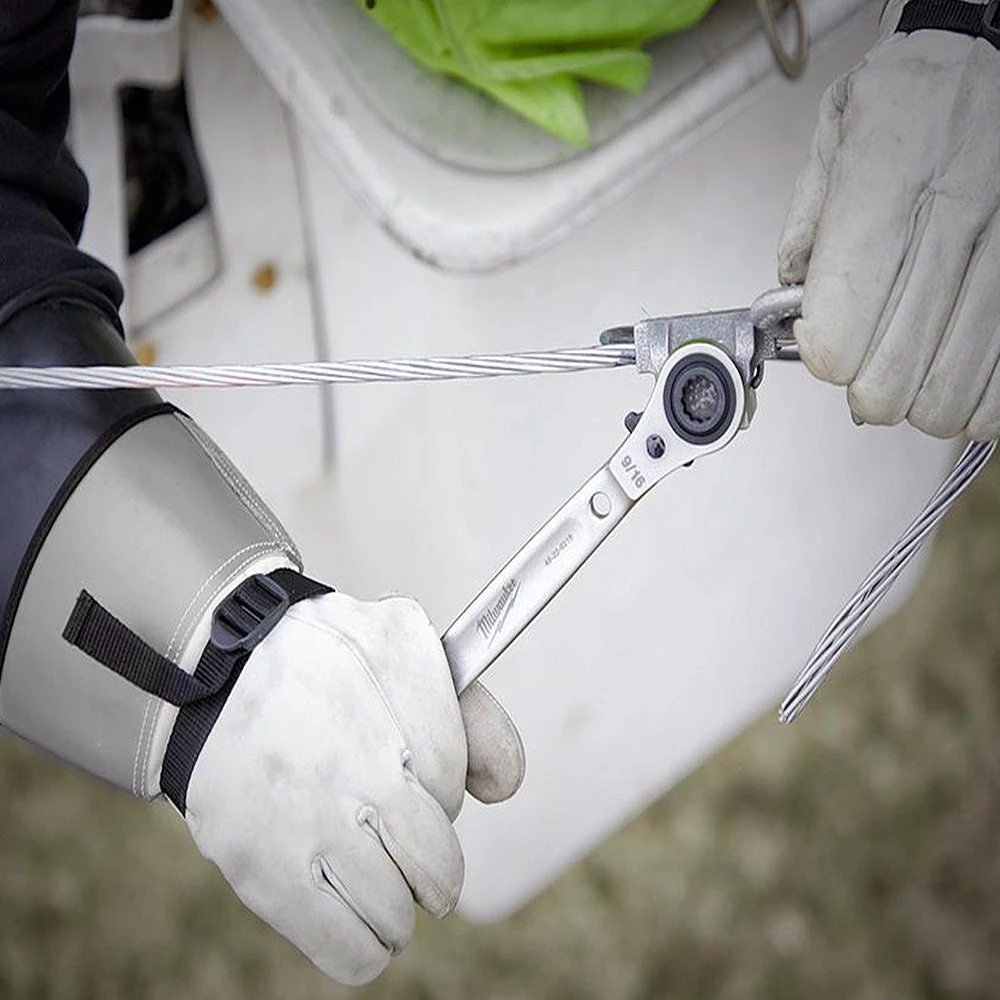 Milwaukee 48-22-9216 Lineman's 5-in-1 Ratcheting Wrench Tools & Equipment 9 Milwaukee 48-22-9216 Lineman's 5-in-1 Ratcheting Wrench Tools & Equipment