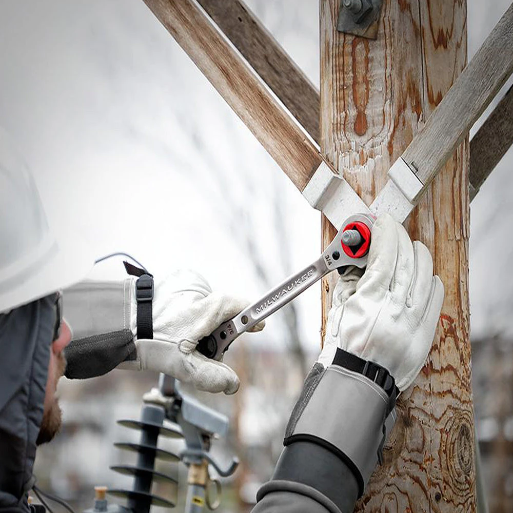 Milwaukee 48-22-9216 Lineman's 5-in-1 Ratcheting Wrench Tools & Equipment 10 Milwaukee 48-22-9216 Lineman's 5-in-1 Ratcheting Wrench Tools & Equipment